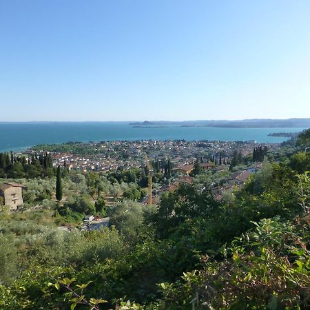 Casa Marsilva - Holiday Apartment With Roof Terrace, Near The Lake Toscolano Maderno Exterior photo